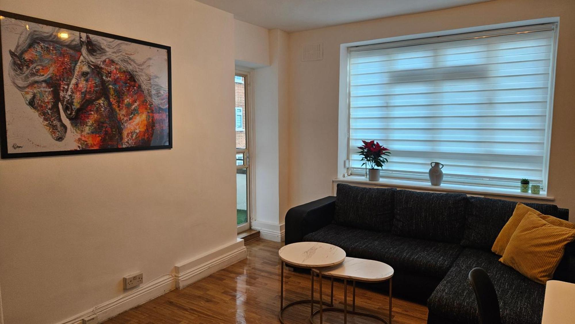 Spacious Two Bedroom Apartment In Battersea, Free Parking London Eksteriør billede